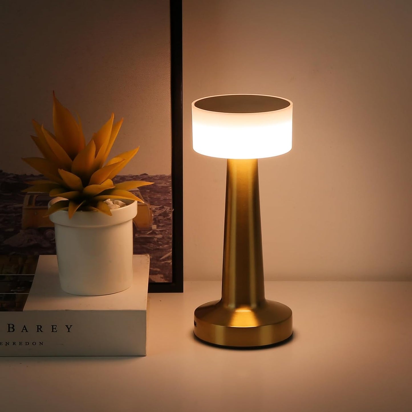 Table Lamp with 2000mAh Battery – Metal Gold Finish